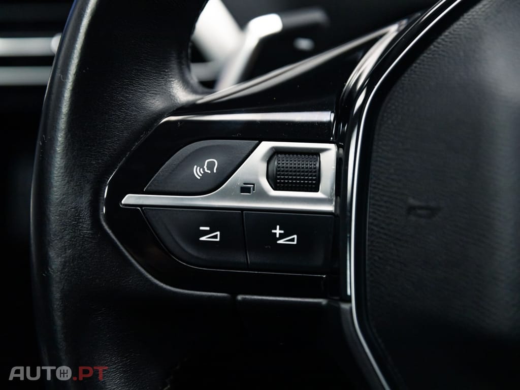 Peugeot 5008 1.5 BlueHDi Allure EAT8