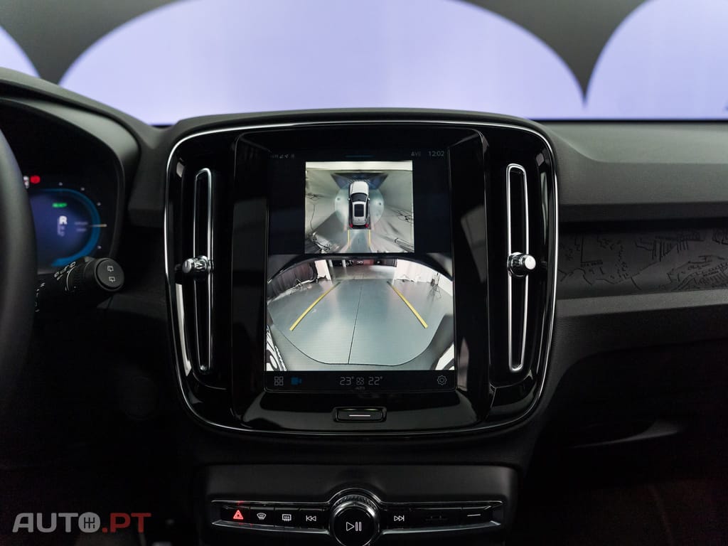 Volvo EX40 82 kWh Single Motor Extended Range Core