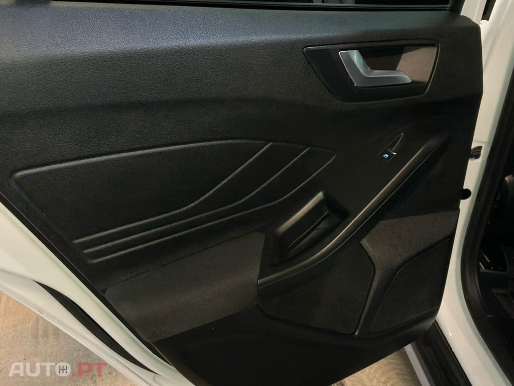 Ford Focus 1.0 EcoBoost MHEV Active X Aut.