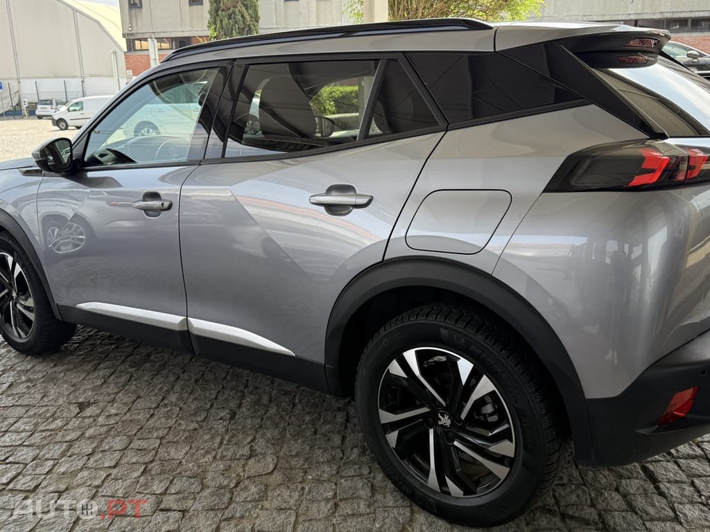 Peugeot 2008 1.2 PureTech Allure