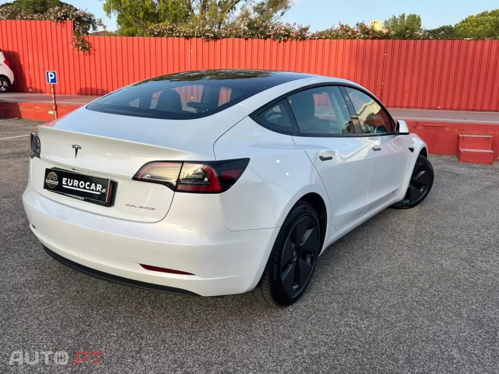 Tesla Model 3 Long Range AWD Dual Motor