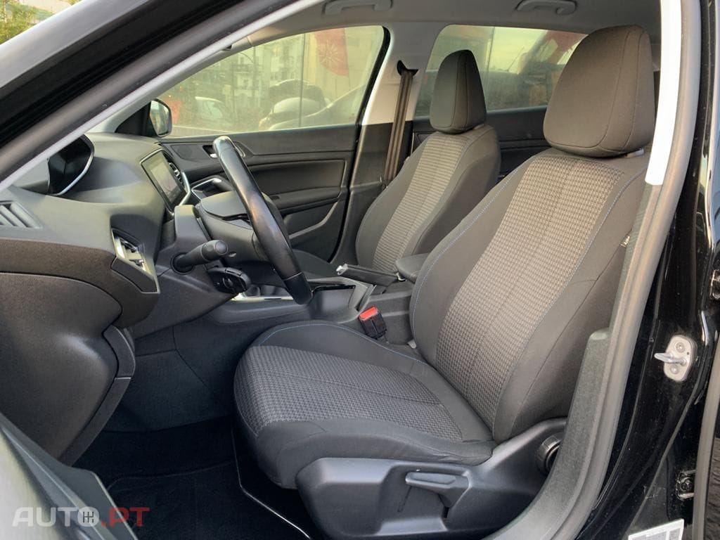 Peugeot 308 1.5 BlueHDi Style