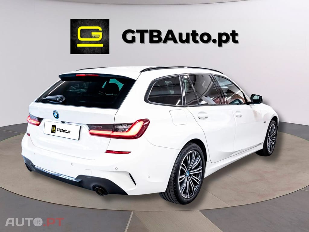 BMW 330 xDRIVE TOURING M SPORT I.V.A DEDUTIVEL 