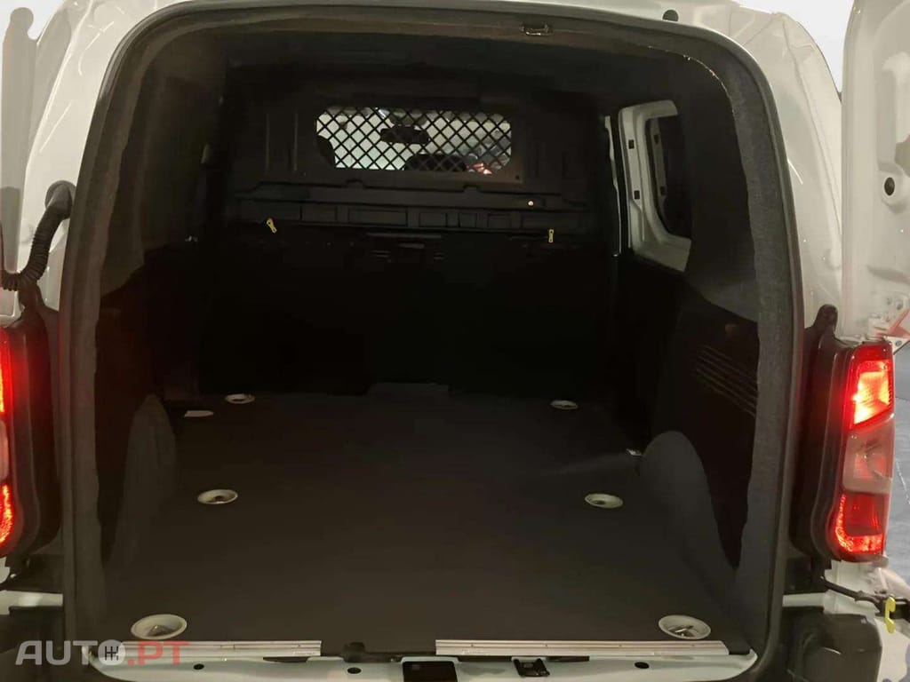 Citroen Berlingo 1.5 BlueHDi EAT8