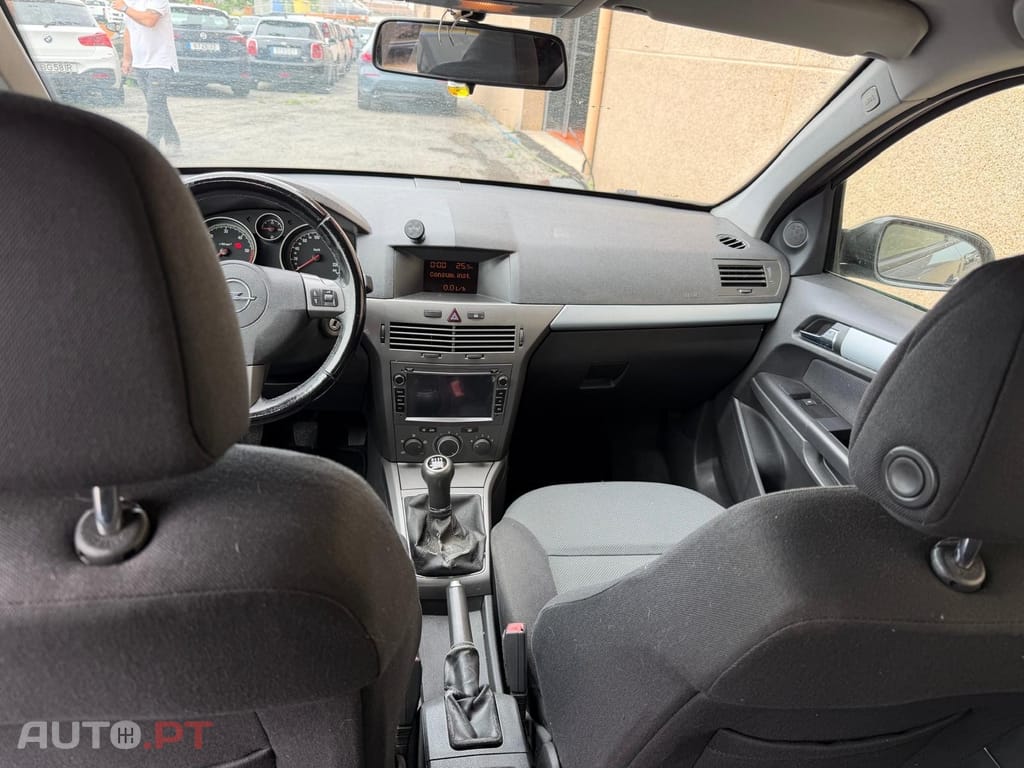 Opel Astra 1.3 CDTI Elegance