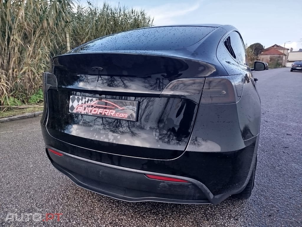 Tesla Model Y Tração Traseira Standard