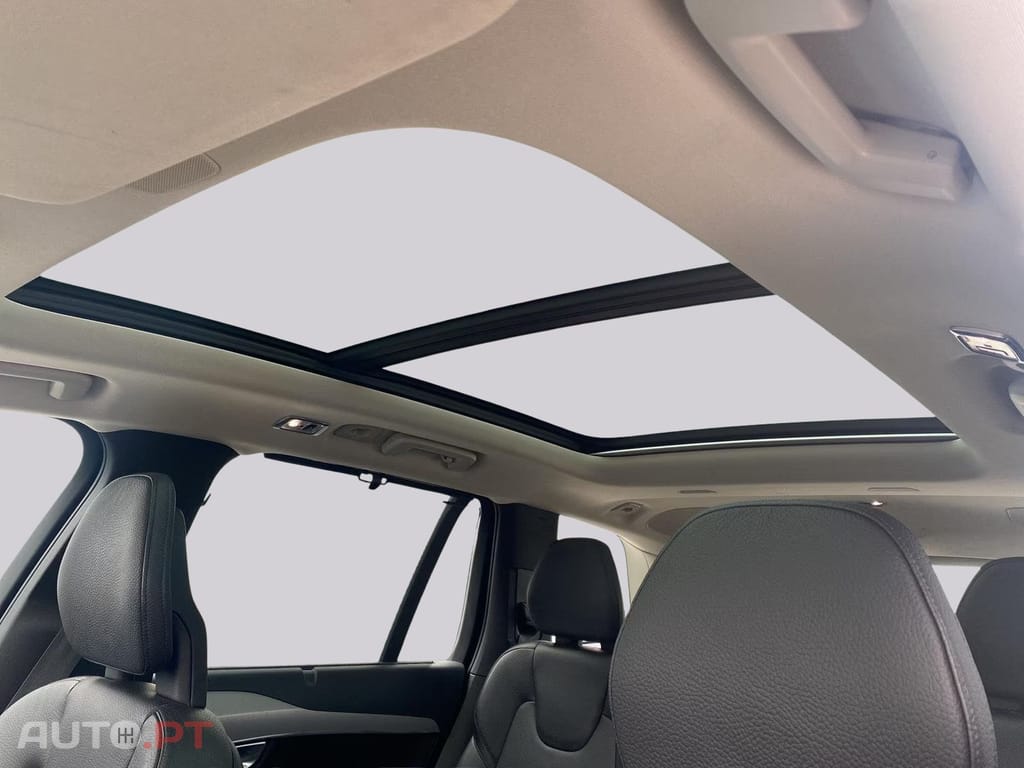 Volvo XC90 T8 AWD I.V.A DEDUTIVEL