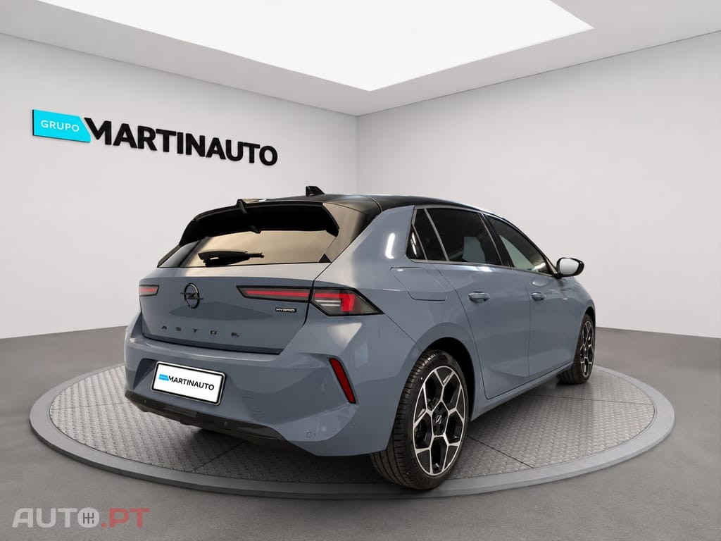 Opel Astra 1.2 T Hybrid GS eDCT