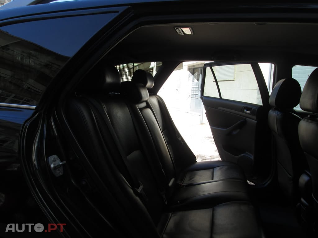 Toyota Avensis 2.0 D-4D Sol+GPS