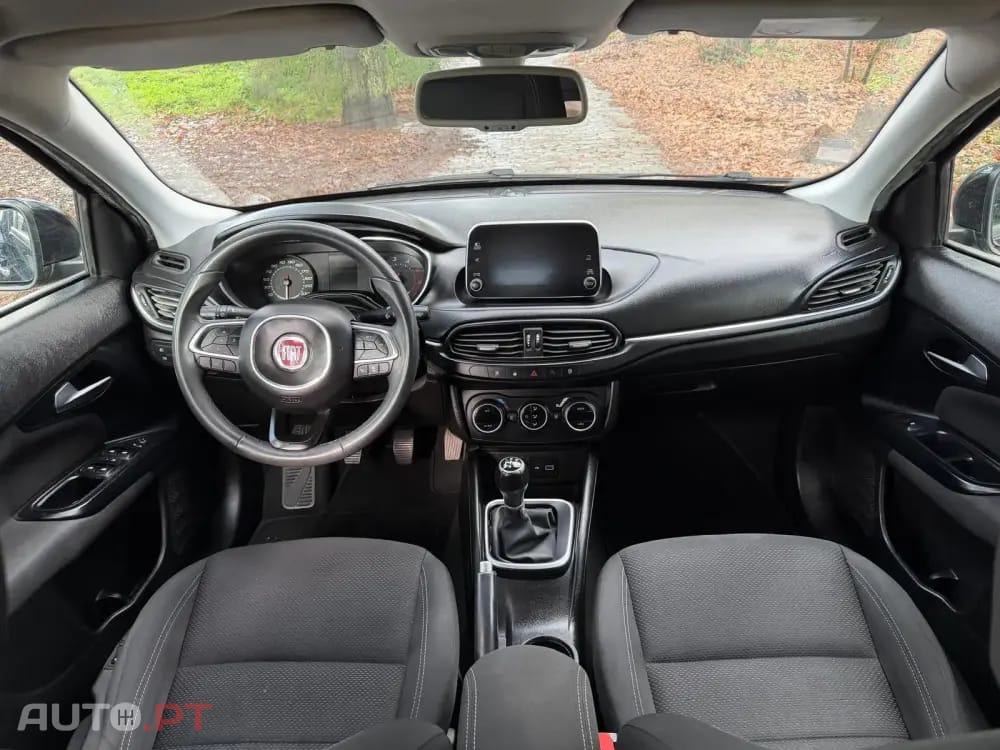 Fiat Tipo Outro