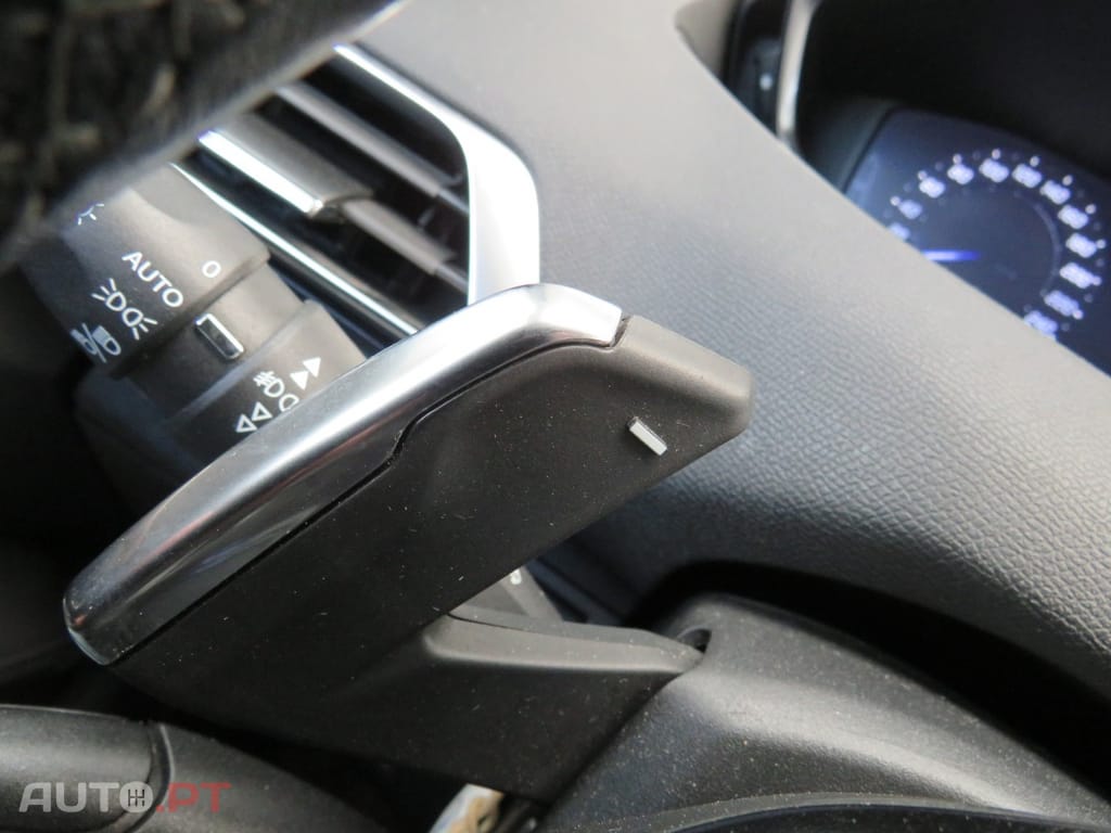 Peugeot 3008 1.5 BlueHDi Allure EAT8