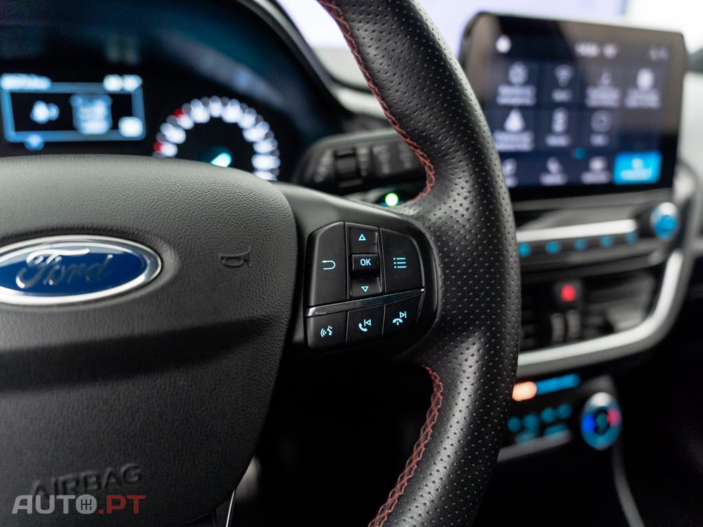 Ford Fiesta 1.0 EcoBoost MHEV ST-Line