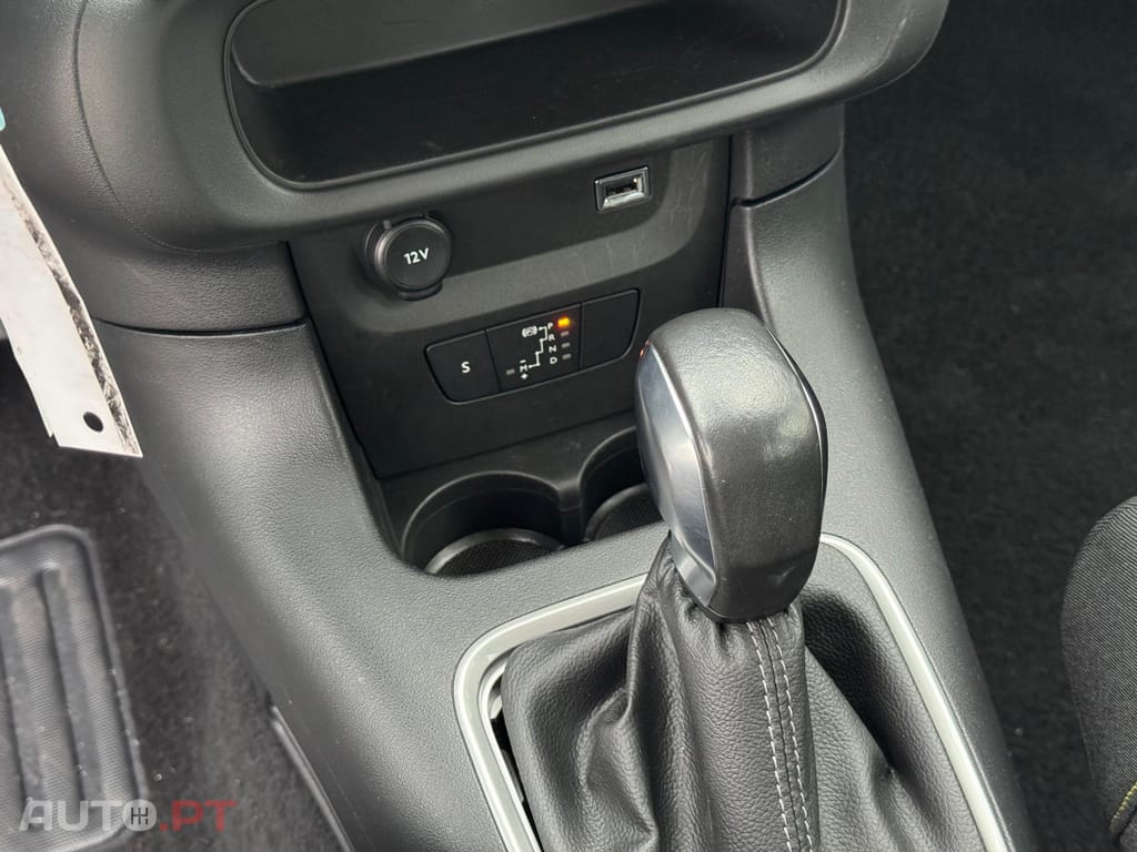 Citroen C3 1.2 PureTech Shine EAT6