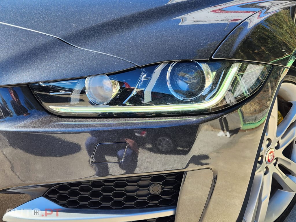 Jaguar XE 2.0 D R-Sport