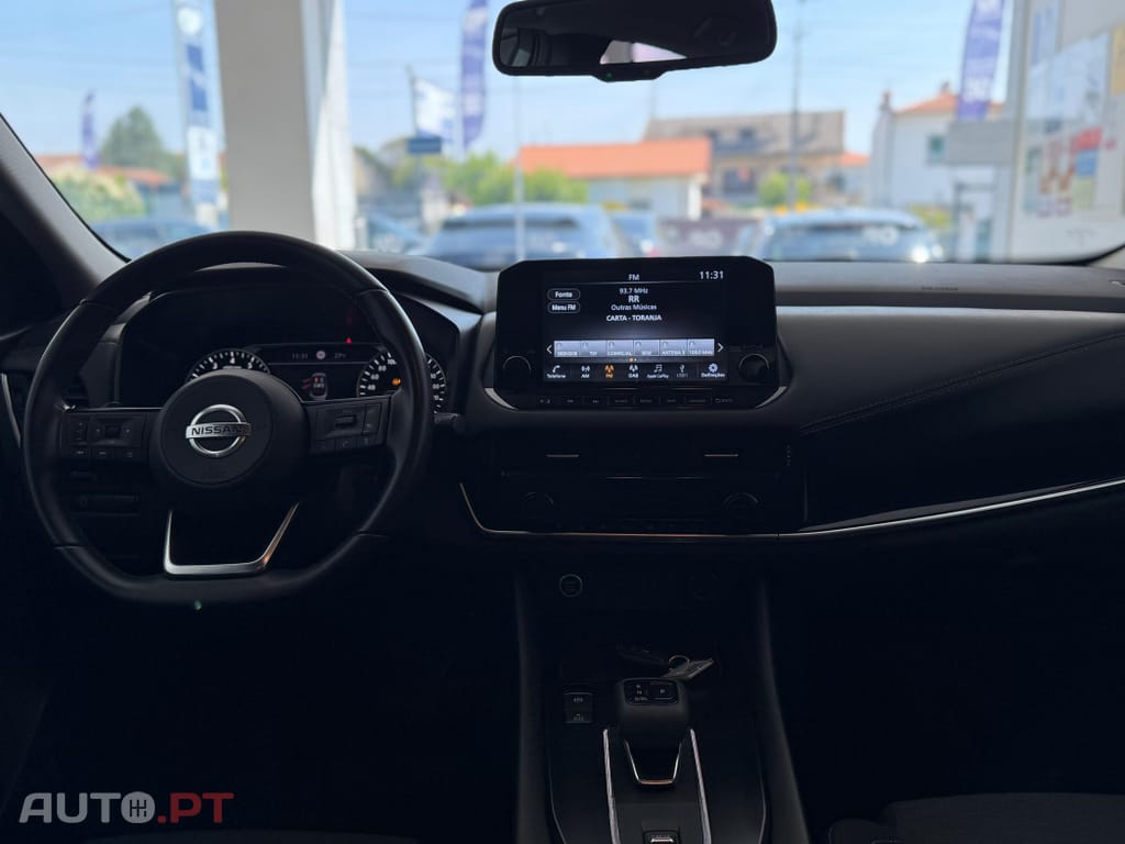 Nissan Qashqai 1.3 DIG-T N-Connecta LED Xtronic