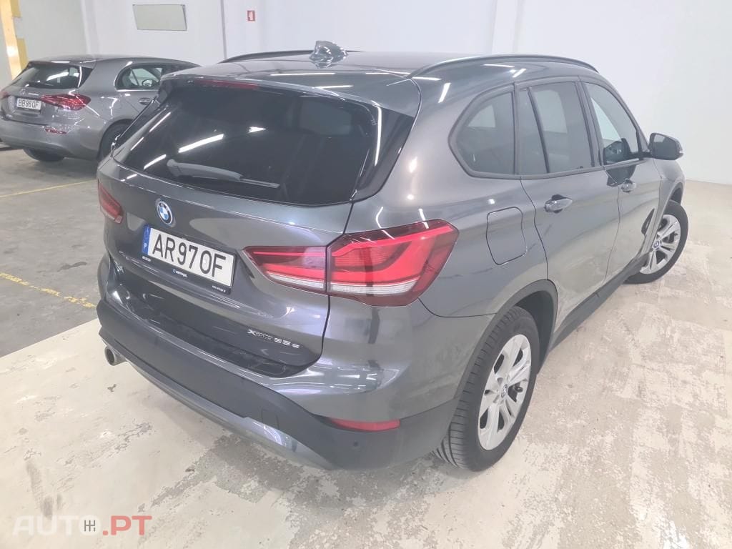 BMW X1 25 e xDrive Corporate Edition