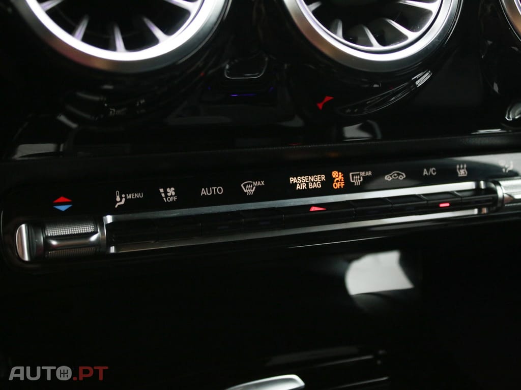 Mercedes-Benz CLA 250 e Shooting Brake AMG Line