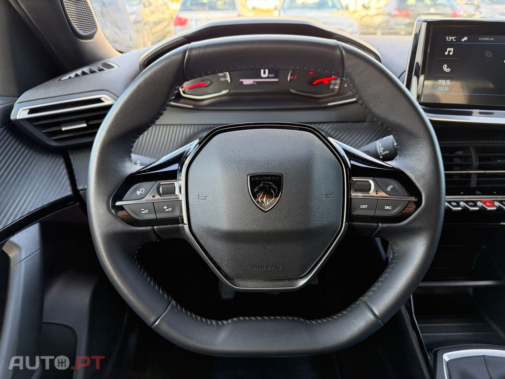 Peugeot 2008 1.2 PureTech Active Pack