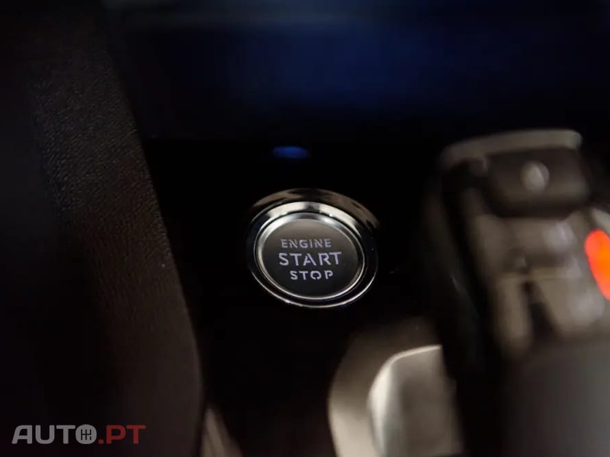 Peugeot 3008 1.5 BlueHDi GT EAT8