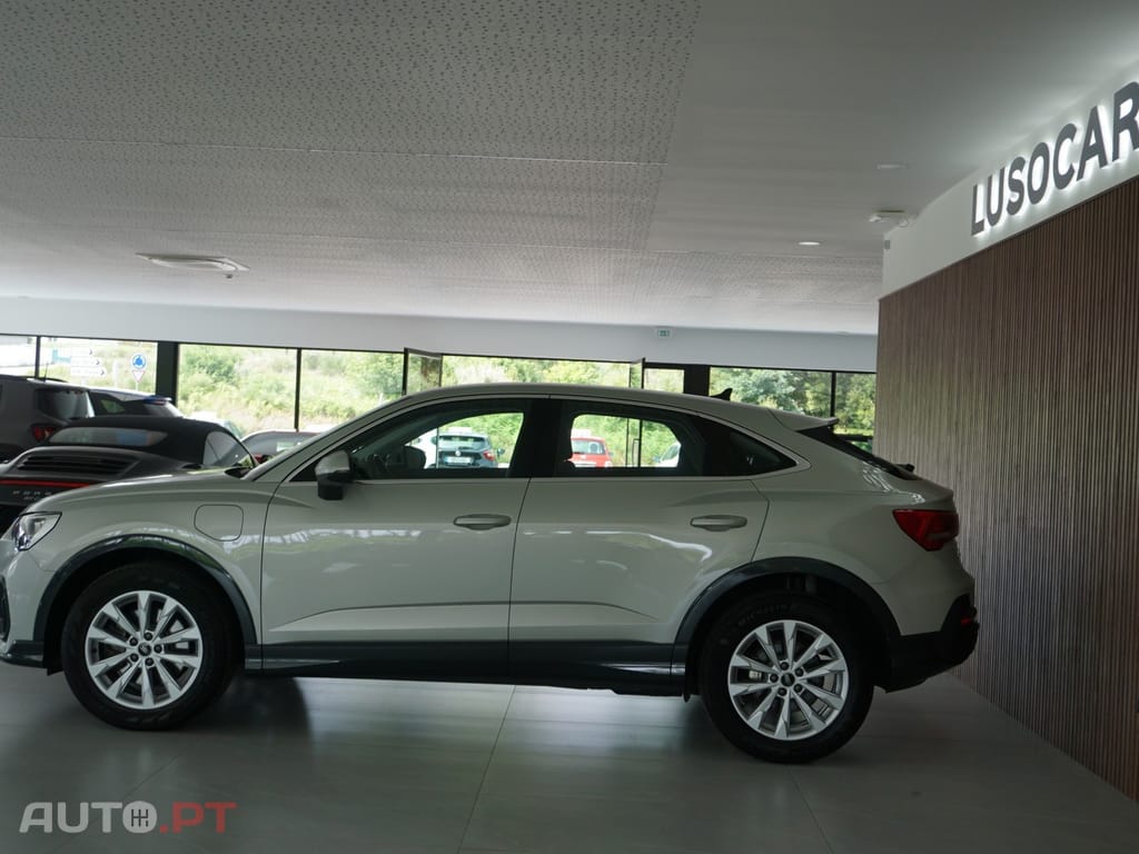 Audi Q3 45 TFSIe S tronic