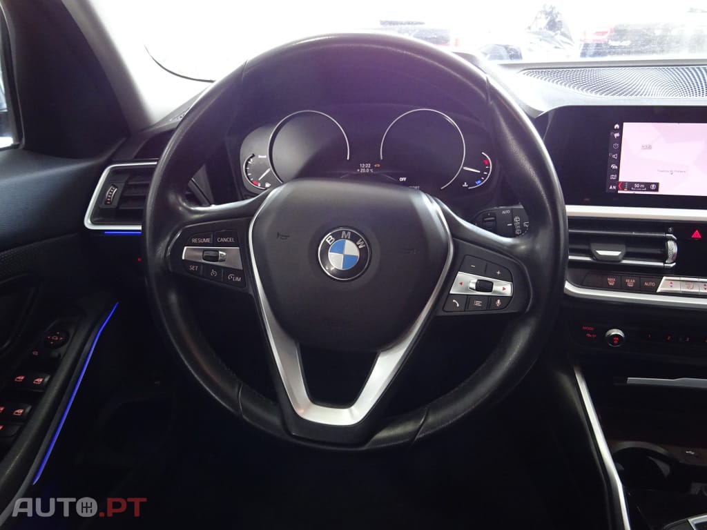 BMW 320 d Touring Advantage Auto