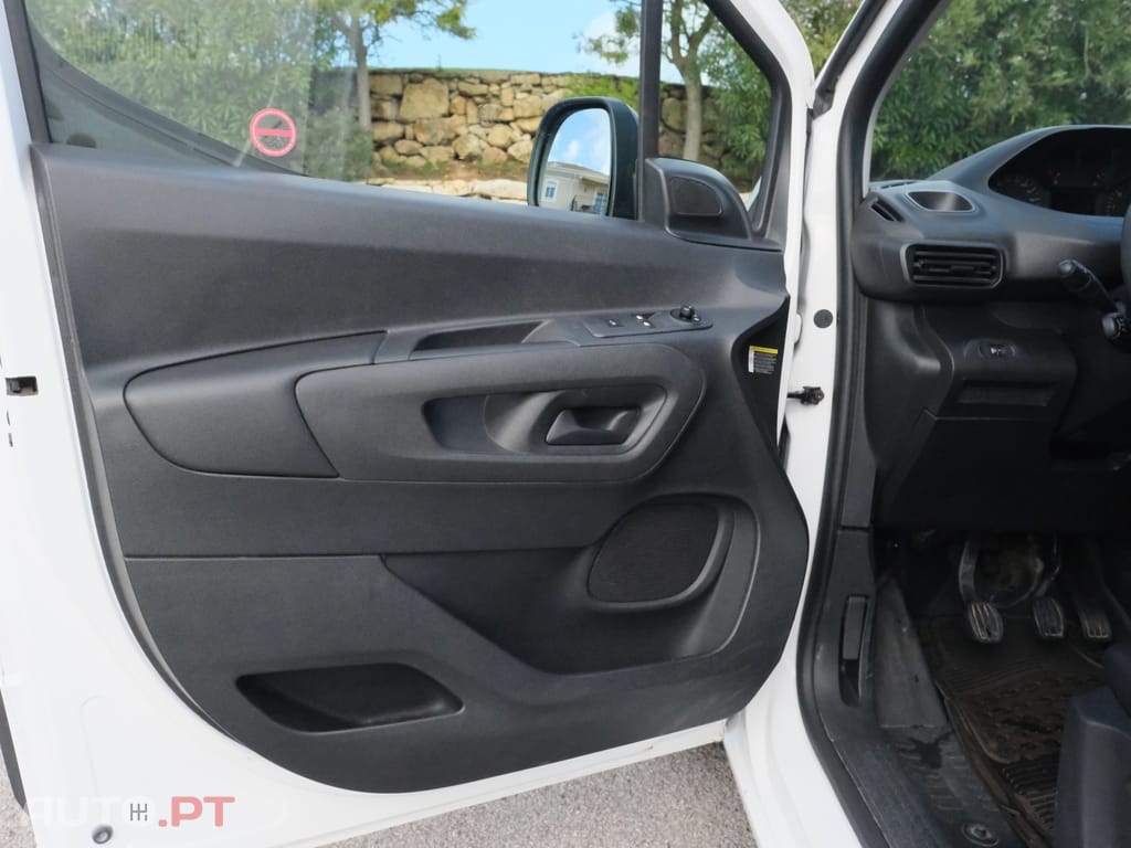Peugeot Partner 1.6 BlueHDi L1 Asphalt