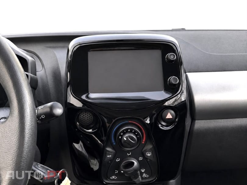 Peugeot 108 1.2 VTi Allure
