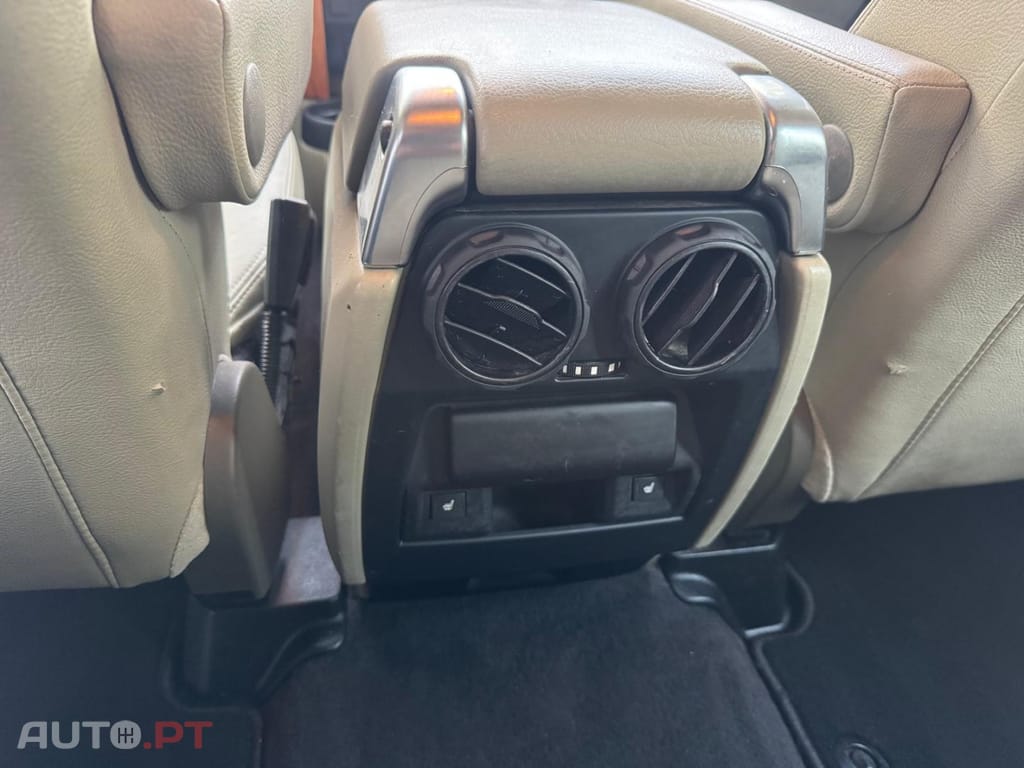 Land Rover Discovery Td V6 Aut. HSE