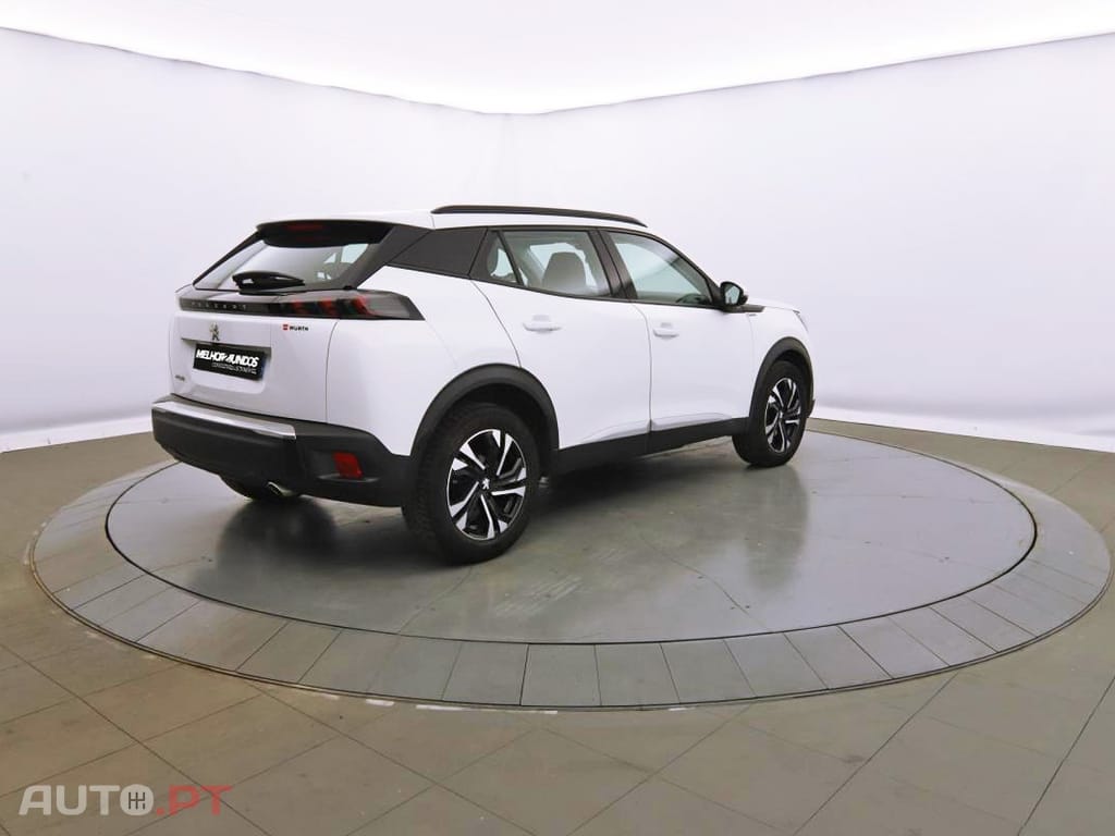 Peugeot 2008 1.5 BlueHDi Allure EAT8