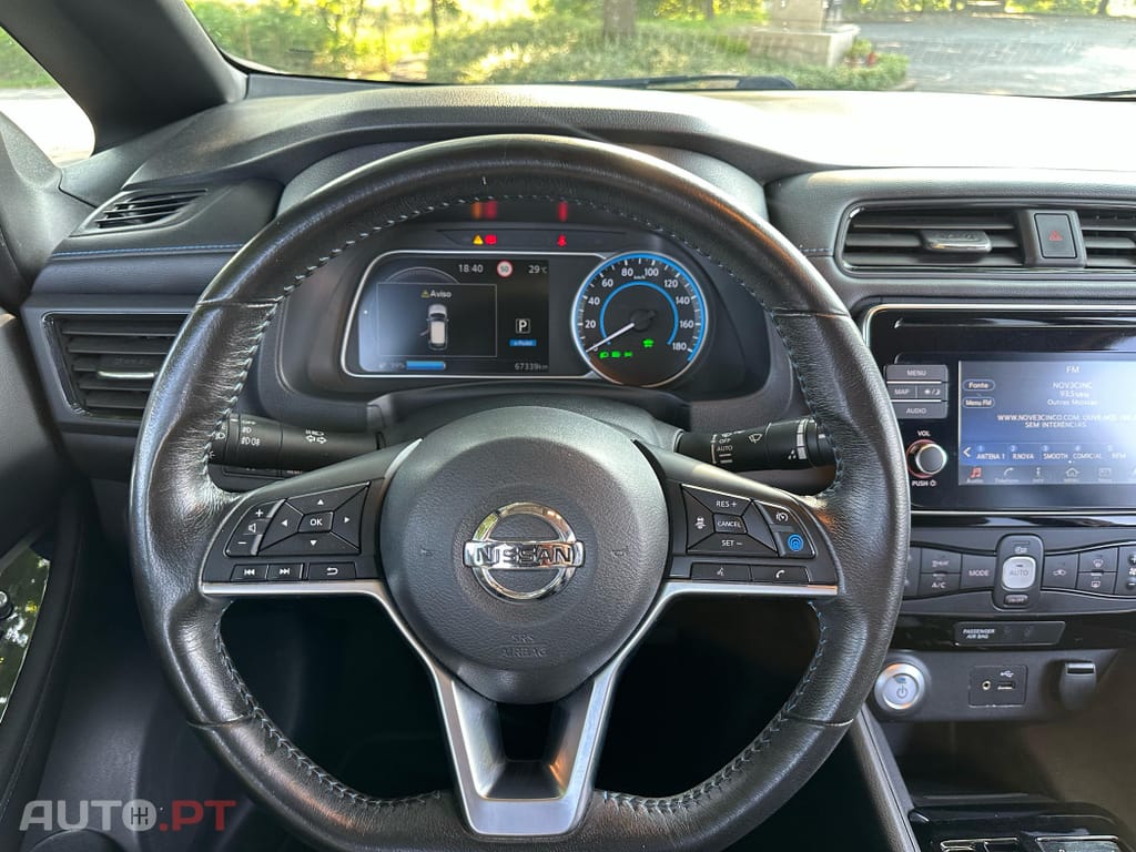 Nissan Leaf Tekna Two Tone+ProPilot Park