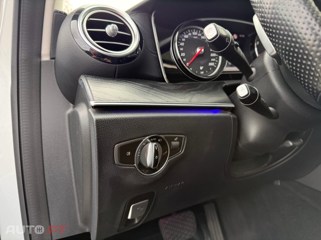 Mercedes-Benz E 220 d AMG Line