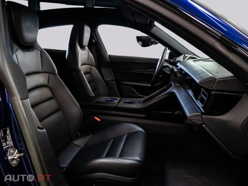 Porsche Taycan 4S I.V.A DEDUTIVEL 