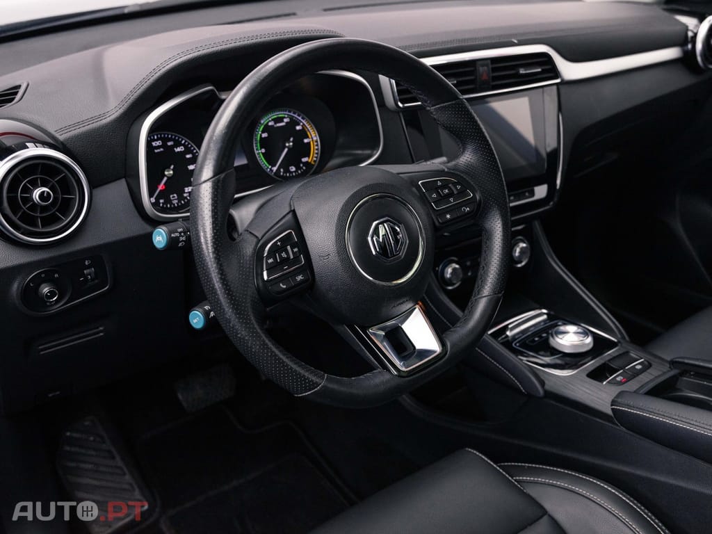MG ZS EV 44.5 kWh Luxury