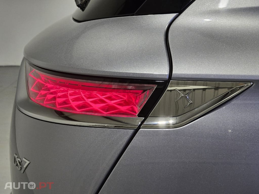 DS DS7 Crossback E-Tense Bastille+ EAT8