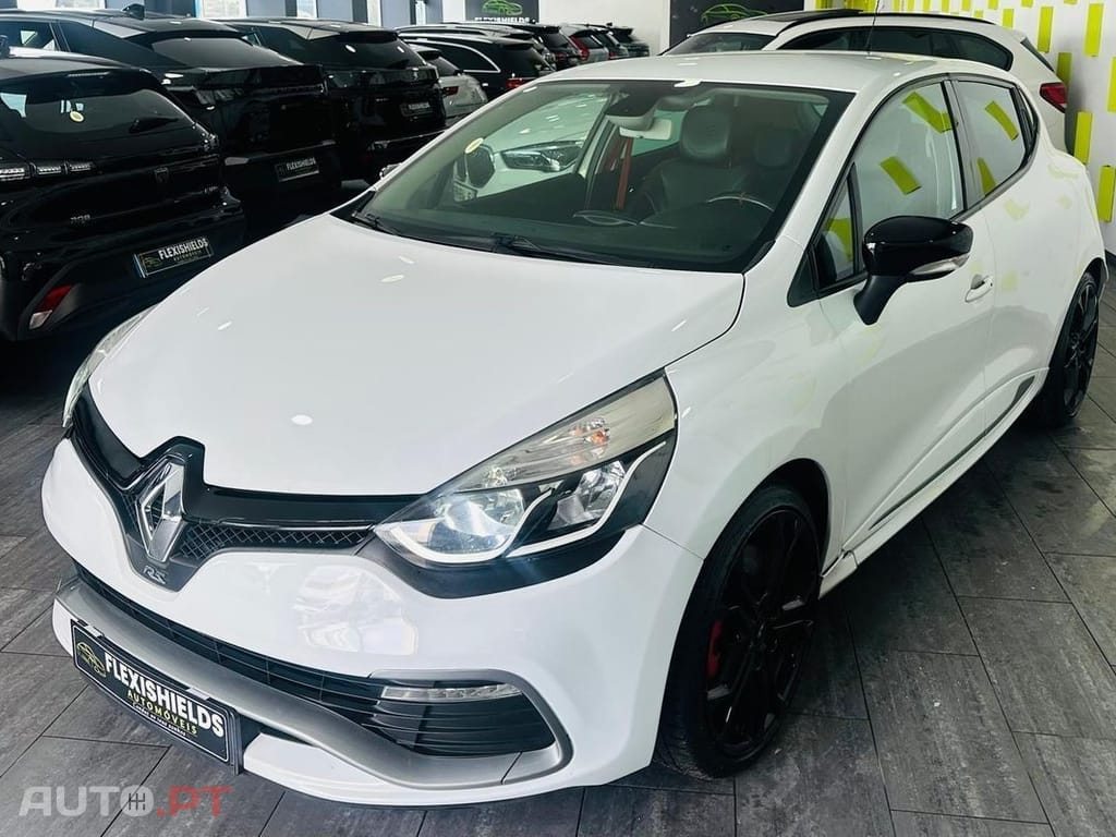 Renault Clio 1.6 T RS Trophy EDC