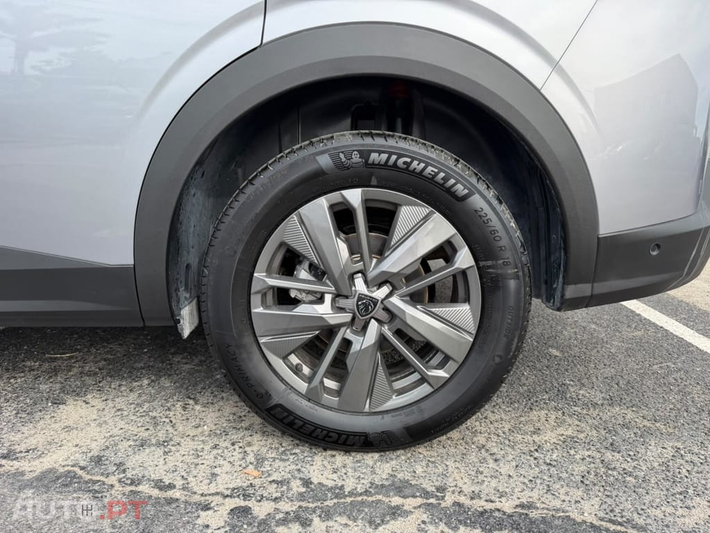 Peugeot 5008 e-DCS6 Allure