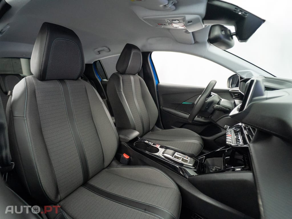 Peugeot E-208 50 kWh Allure Pack