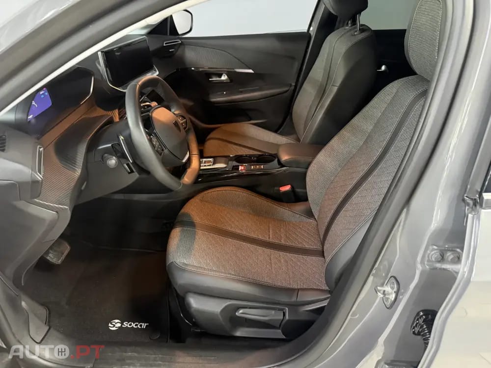 Peugeot 208 1.2 Hybrid Allure e-DCS6