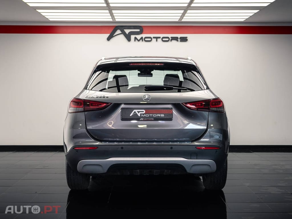 Mercedes-Benz GLA 250 e 8G-DCT Progressive