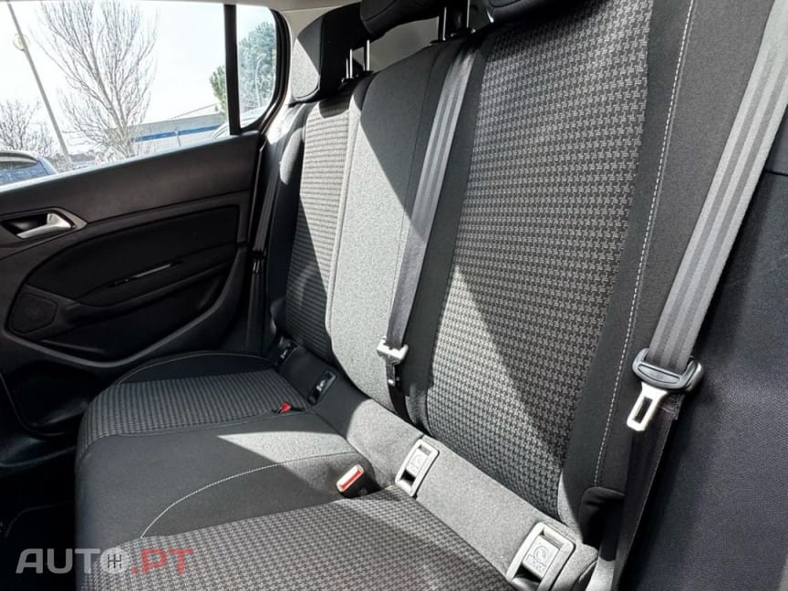 Peugeot 308 1.6 BlueHDi Style