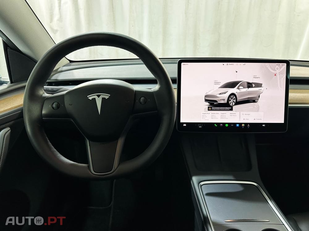Tesla Model Y Long Range Dual Motor AWD