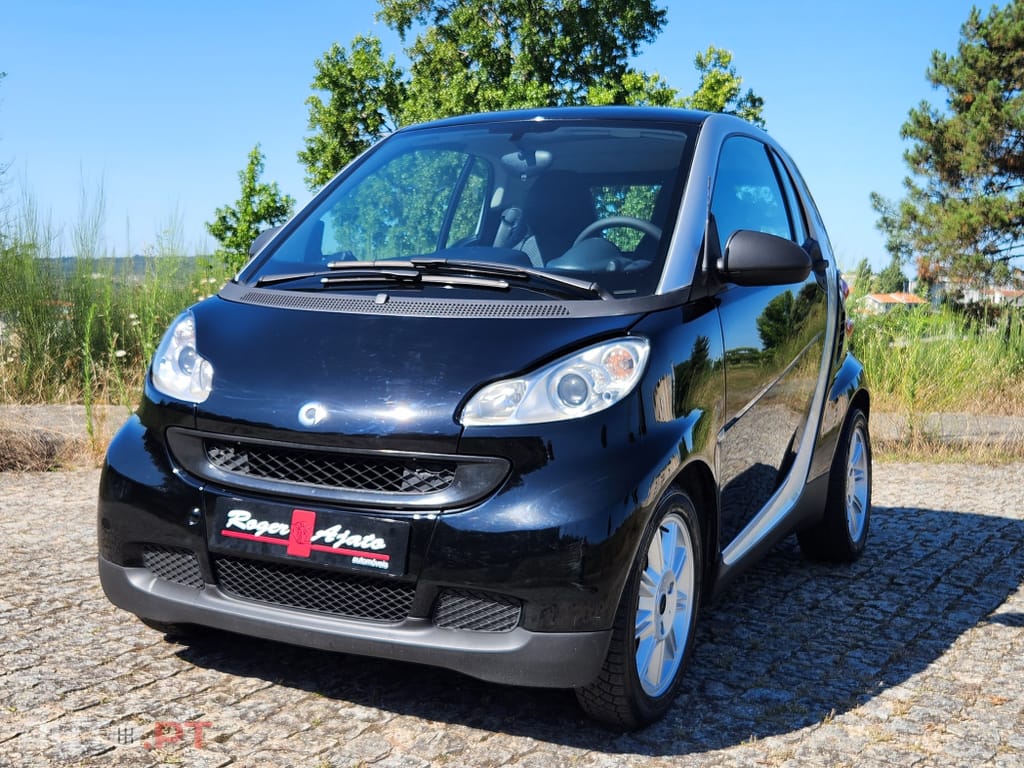 Smart ForTwo Outro