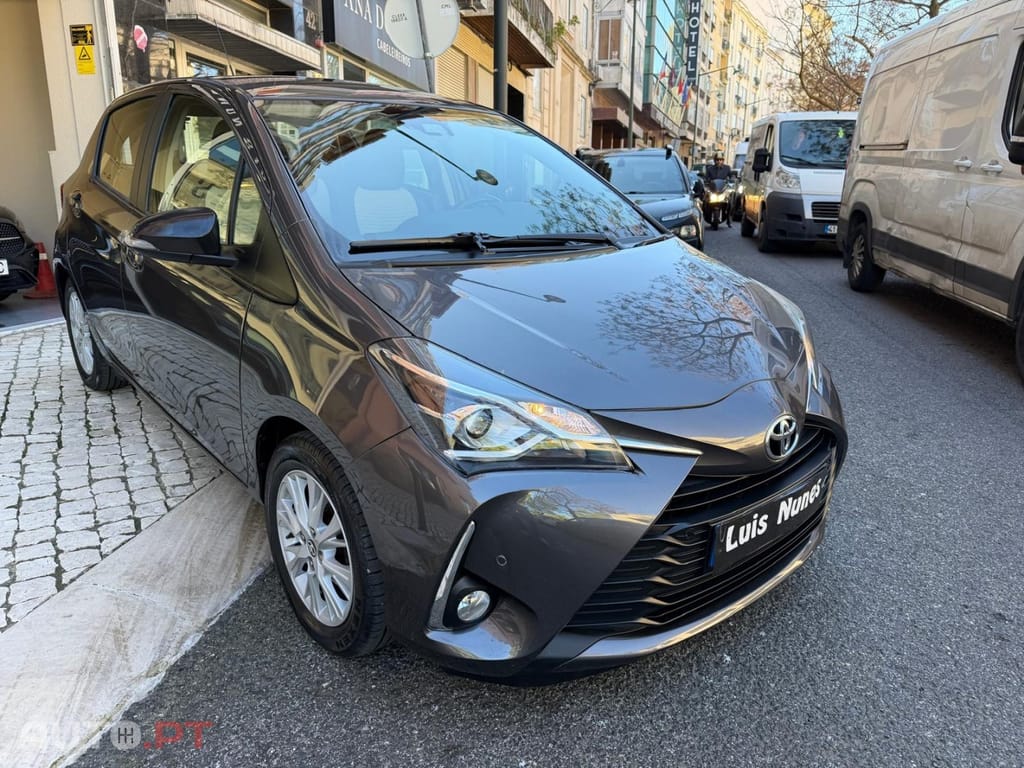 Toyota Yaris 1.0 VVT-i Comfort +PS Style +P.Techno