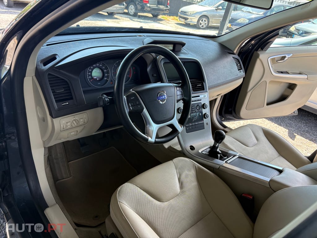 Volvo XC60 D5 Momentum