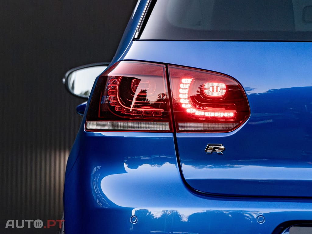 Volkswagen Golf R