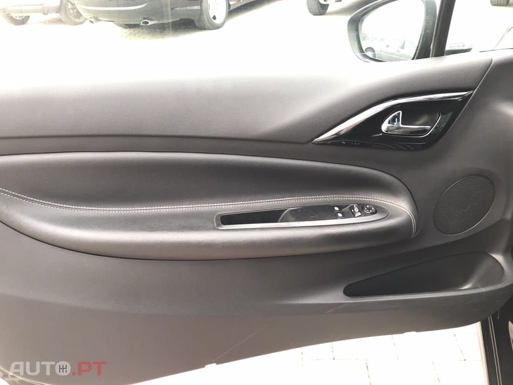 Citroen DS3 1.6 HDi Airdream Sport Chic