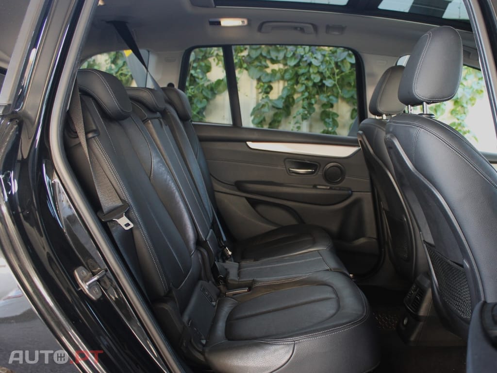 BMW 220 Gran Tourer d 7Lugares Line Sport Auto