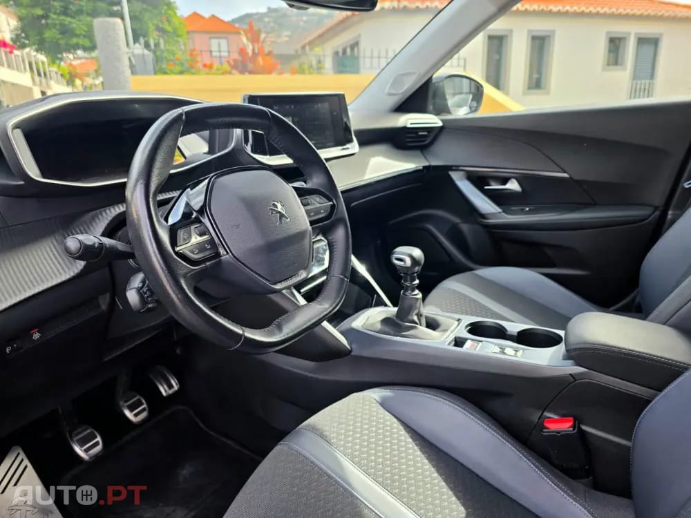 Peugeot 2008 1.2 PureTech GT Line