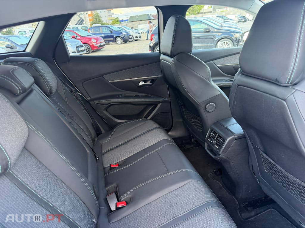 Peugeot 3008 1.6 Hybrid GT Line e-EAT8