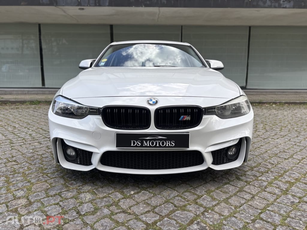 BMW 318 Look M3 — fotografia 2